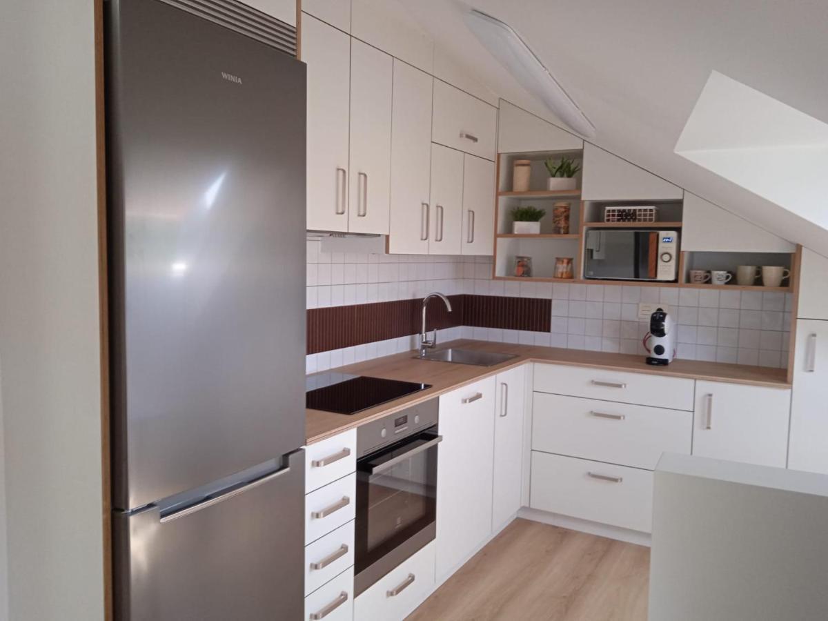 Amaral Xunqueiras Apartment โปบราโดคารามิงยาล ภายนอก รูปภาพ